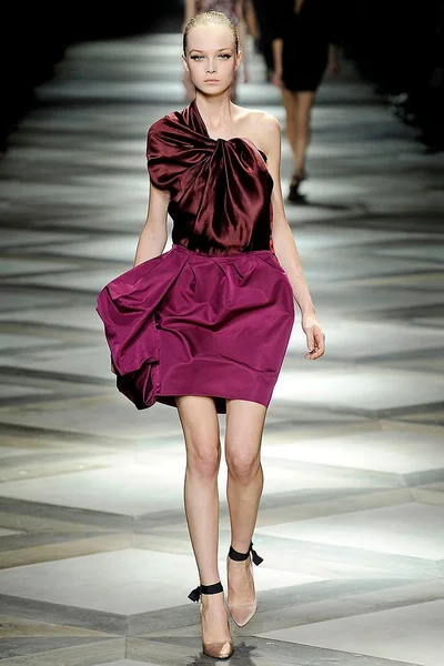 Look 44